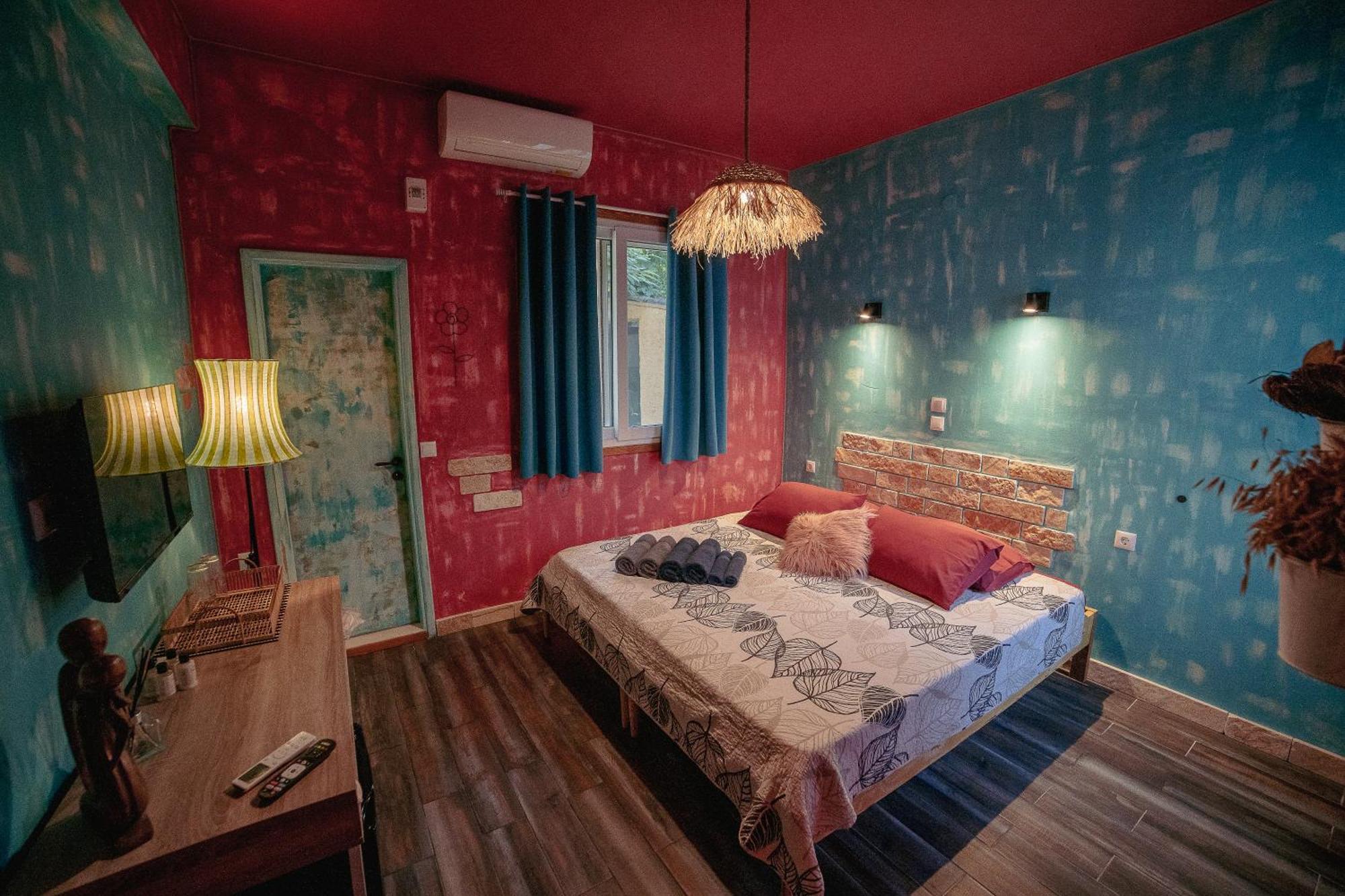 Antares Boutique Guesthouse Πέραμα Εξωτερικό φωτογραφία