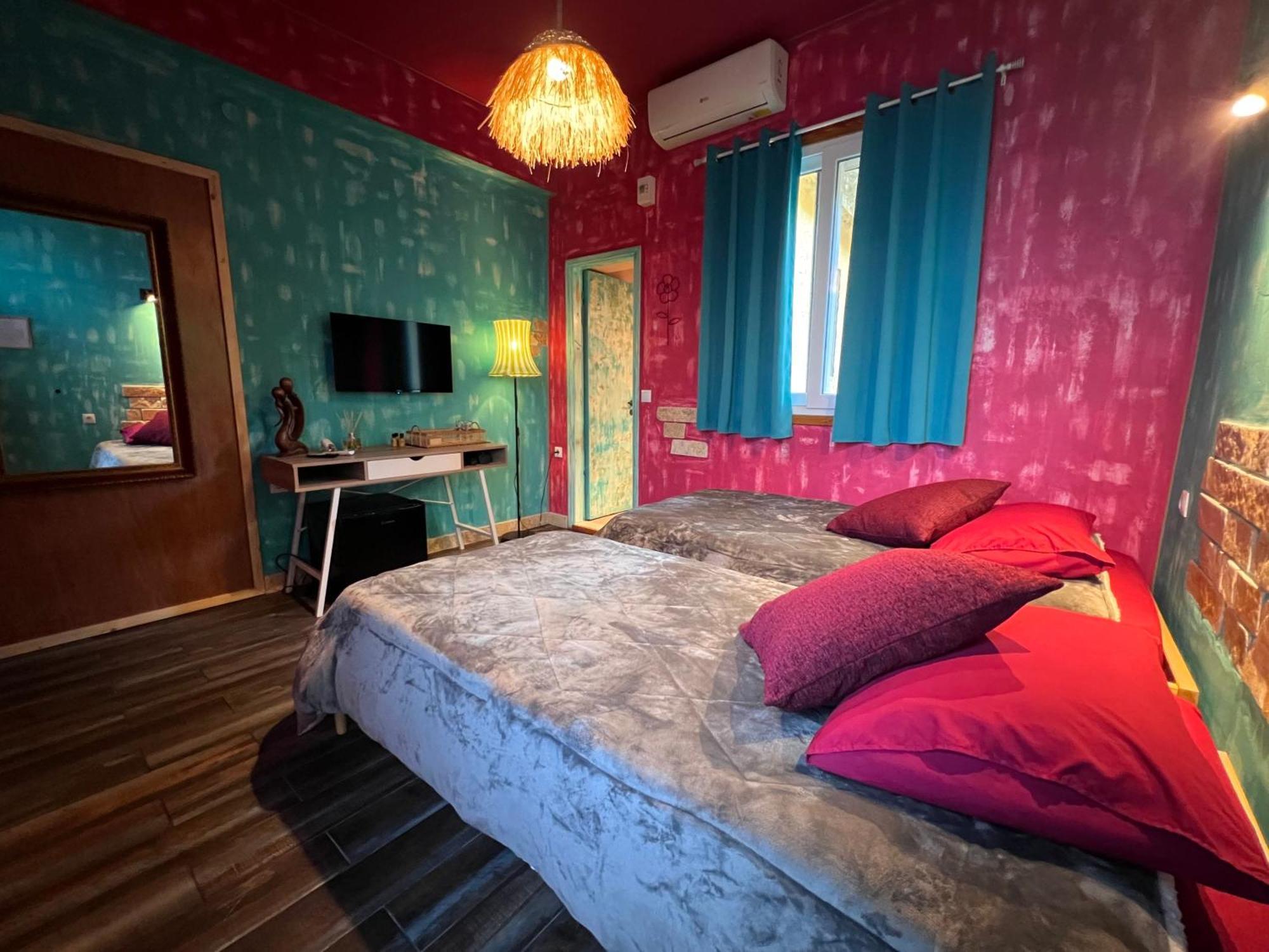 Antares Boutique Guesthouse Πέραμα Εξωτερικό φωτογραφία